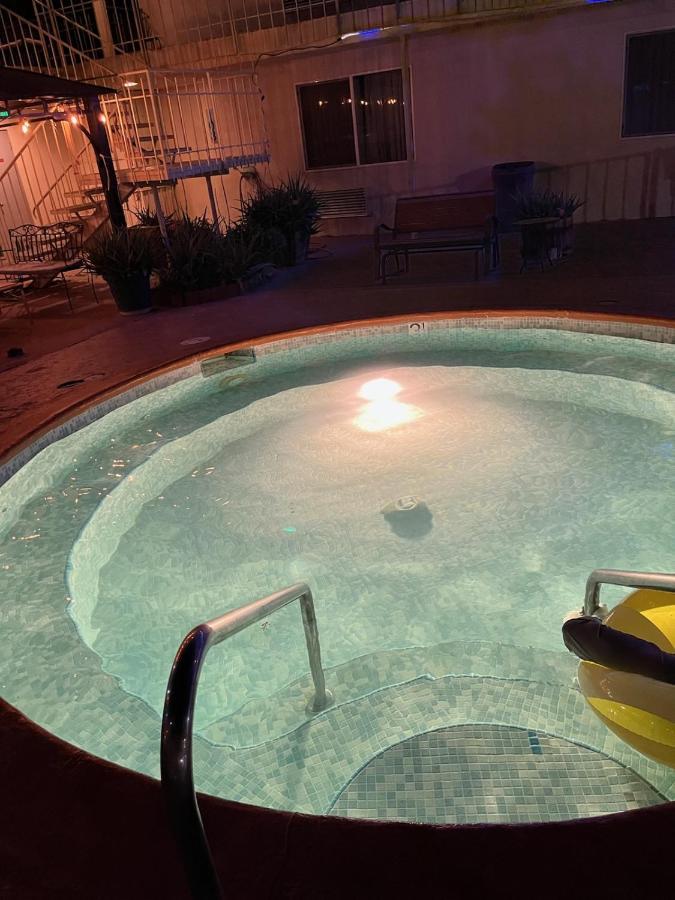 Sandpiper Springs Retreat & Spa デザート・ホット・スプリング エクステリア 写真