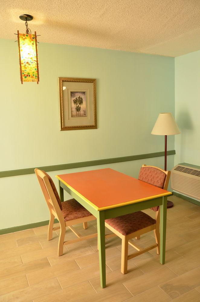 Sandpiper Springs Retreat & Spa デザート・ホット・スプリング エクステリア 写真